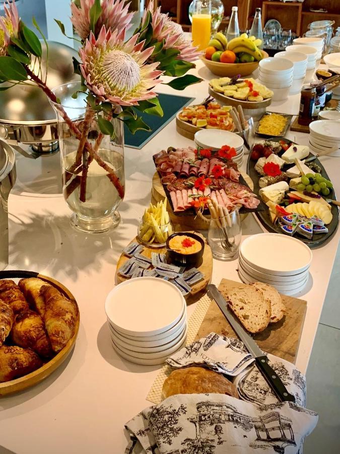 Die Heerenhuys Guest Suites Stellenbosch Eksteriør billede